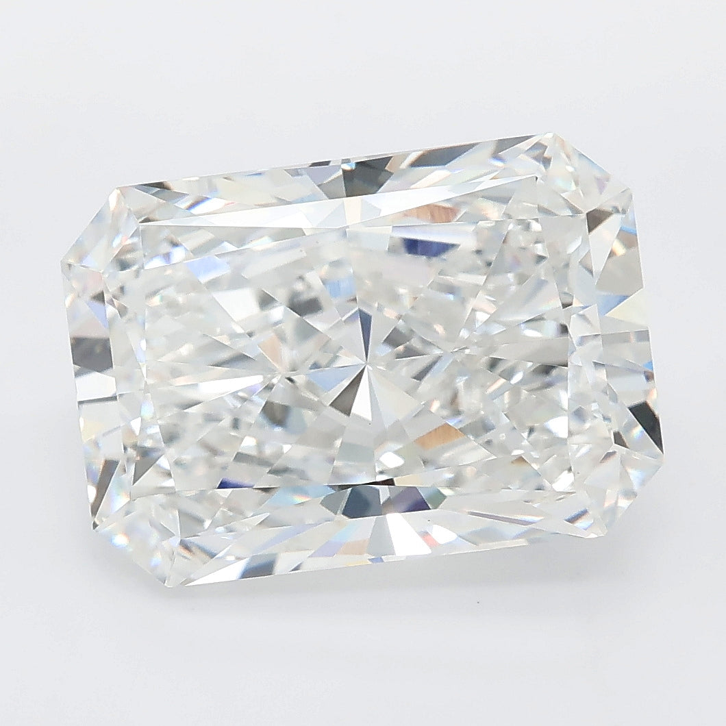 7.04 carat radiant lab grown diamond E color VVS2 clarity
