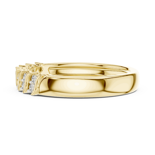 Side Profile: Round Brilliant Diamond Cluster Twisted Wedding Band in 18K Yellow Gold – Lab Grown – Driona Jewels