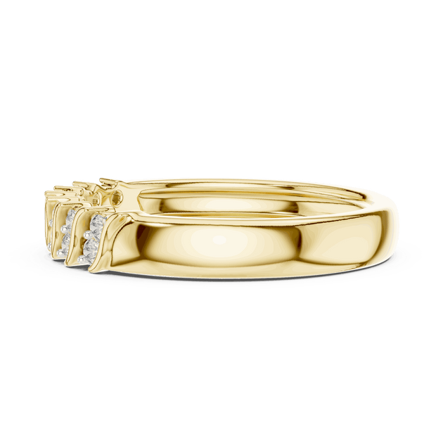 Side Profile: Round Brilliant Diamond Cluster Twisted Wedding Band in 18K Yellow Gold – Lab Grown – Driona Jewels